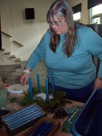 Making Advent wreaths