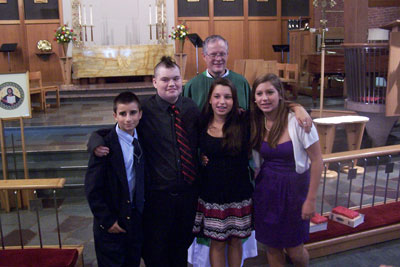 St. Mark's 2012 Confirmands: Morgan Comini, Ezra Buckman and Anna & Laura Zeigler with Pastor Elkin
