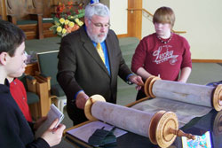 Rabbi Eric Cytryn in the Beth El Temple